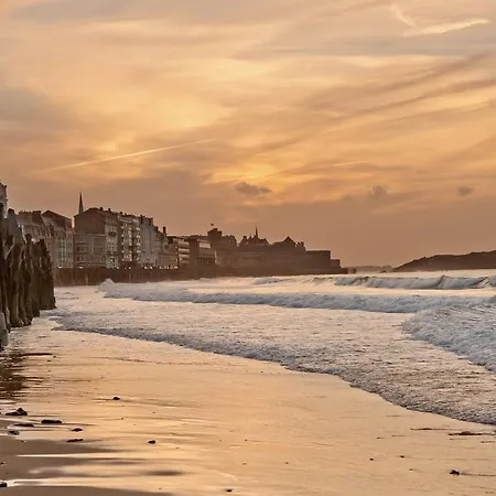 Neptunia Saint-Malo